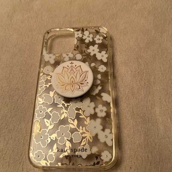 kate spade Accessories - Kate Spade IPhone 13 Case